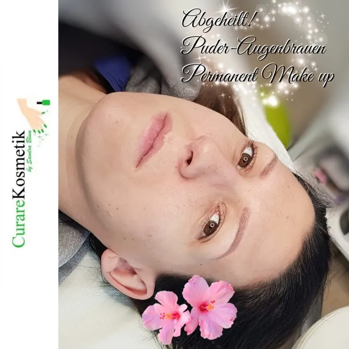 Permanent Make-up Puder-Augenbrauen, abgeheilt